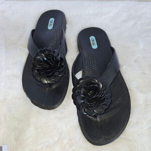 Women's OKAL Black Sandals Size Medium